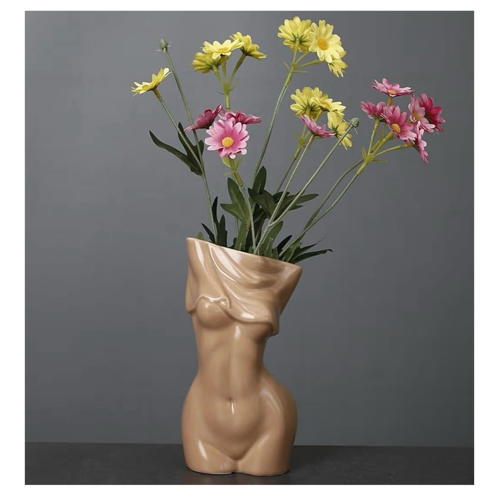 Elegant Nude Body Vase - Tan